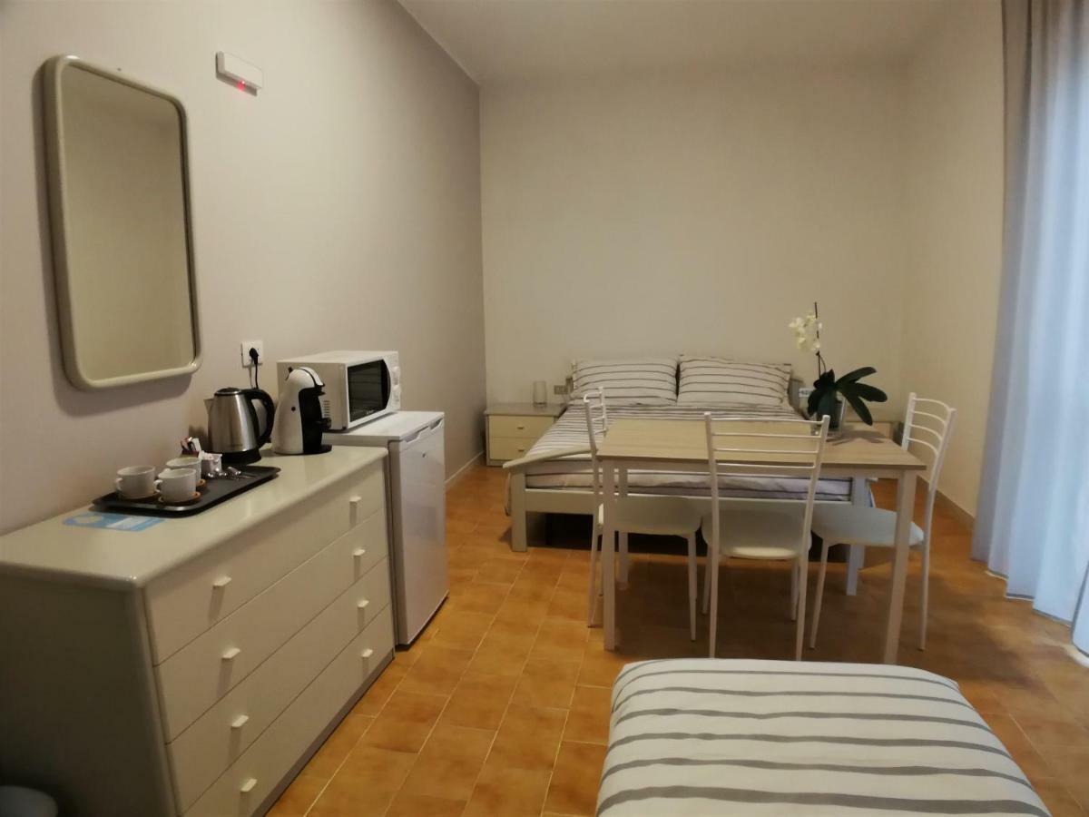 Villa Giulia Bonate Sotto Kültér fotó
